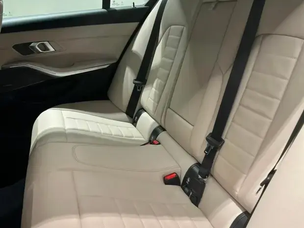 Bmw 320i M Sport 2.0 Turbo (Aut.)
