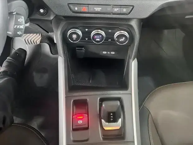 Renault KARDIAN 1.0 TCE FLEX ICONIC EDC