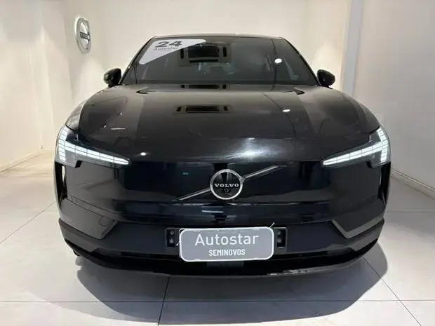 Volvo EX30 Ultra