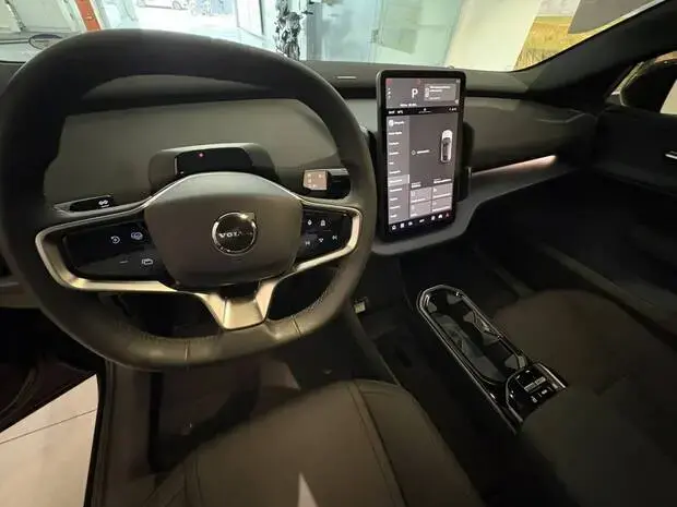 Volvo EX30 Ultra