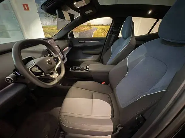 Volvo EX30 Ultra