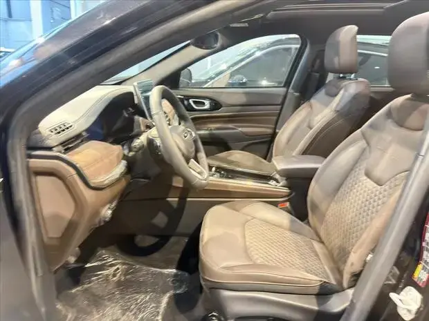 Jeep COMMANDER 2.0 HURRICANE 4 TURBO GASOLINA OVERLAND AT9