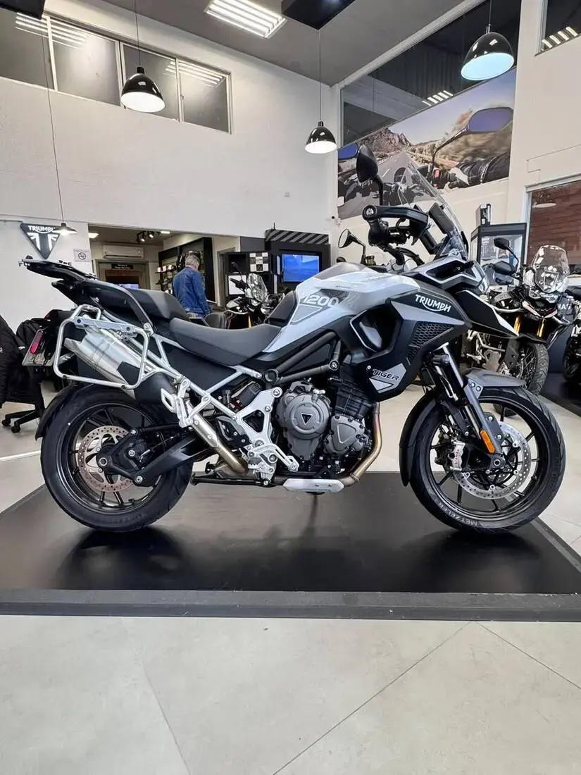 galeria Tiger 1200