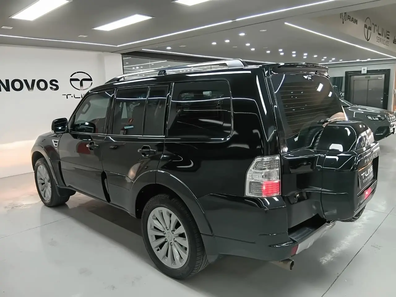 galeria PAJERO FULL