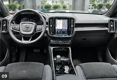Volvo C40 P8 RECHARGE PURE ELECTRIC AWD