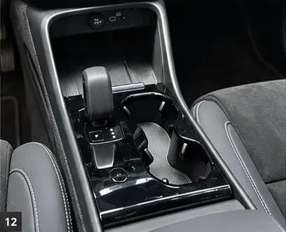 Volvo C40 P8 RECHARGE PURE ELECTRIC AWD