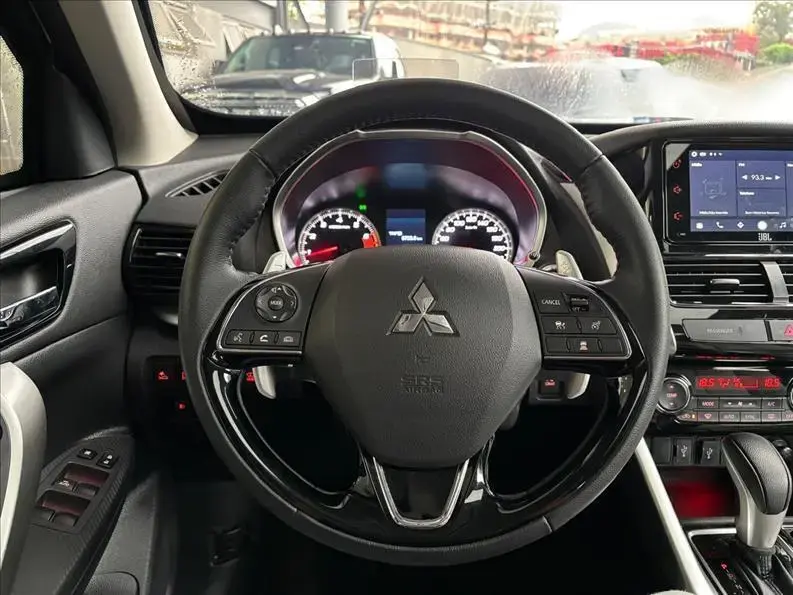 galeria ECLIPSE CROSS