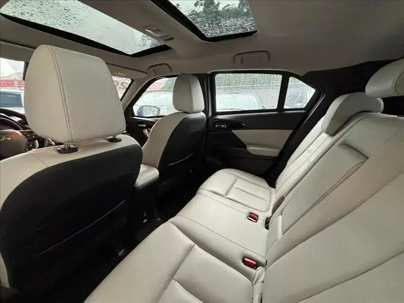 galeria ECLIPSE CROSS