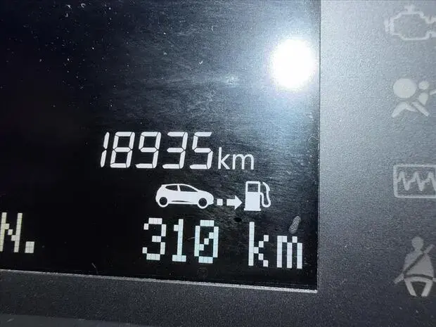 Renault KWID 1.0 12V SCE FLEX INTENSE MANUAL