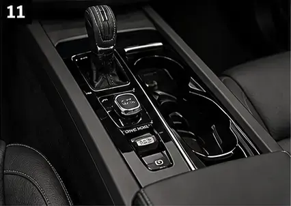 Volvo XC60 2.0 T8 HYBRID R-DESIGN AWD GEARTRONIC