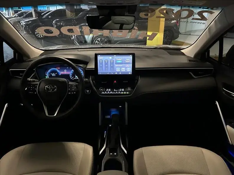 galeria COROLLA CROSS