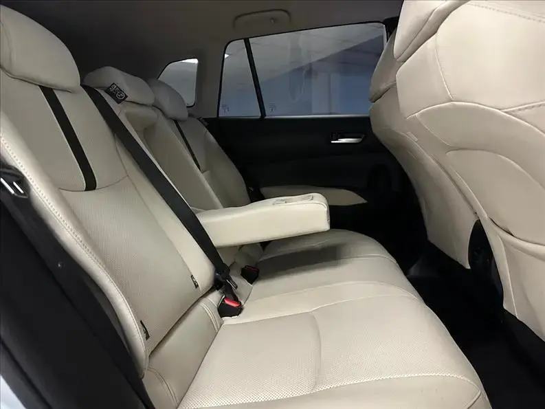 galeria COROLLA CROSS