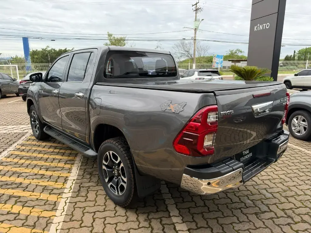 galeria HILUX