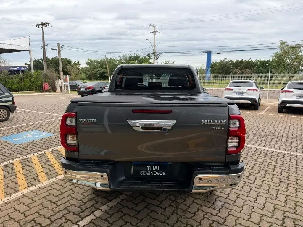 galeria HILUX