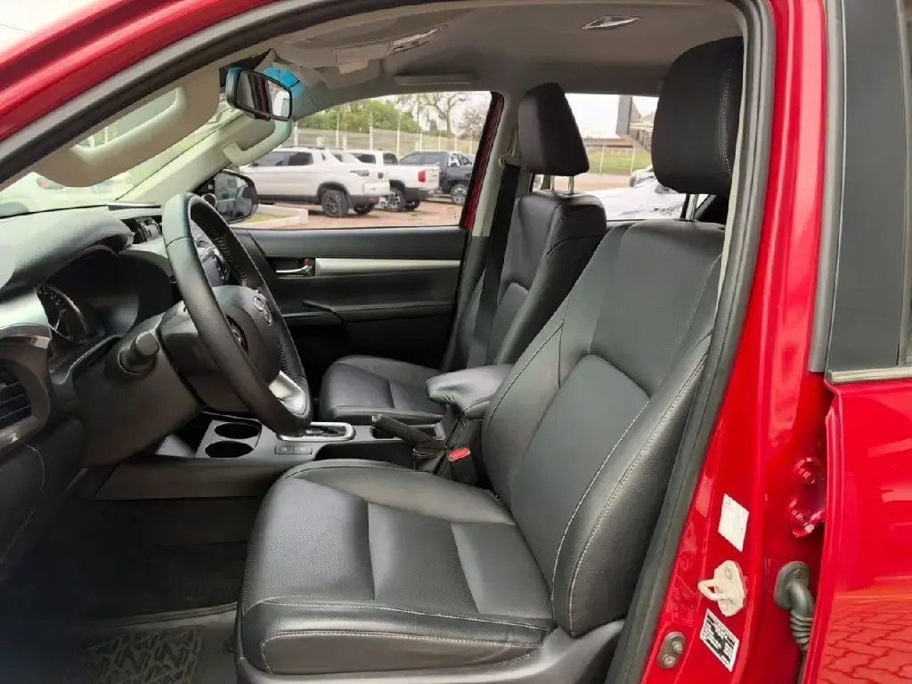 galeria HILUX