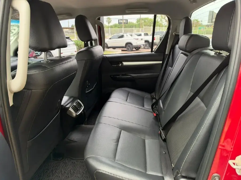 galeria HILUX