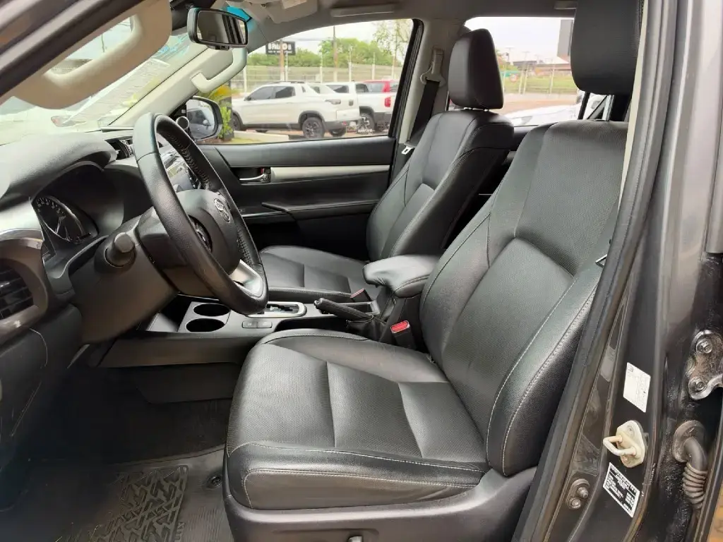 galeria HILUX