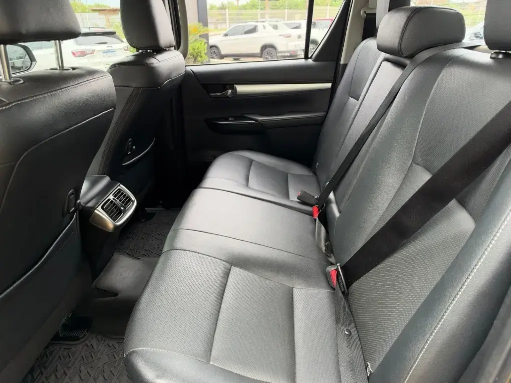 galeria HILUX