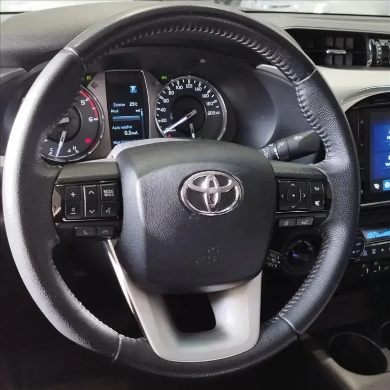 galeria HILUX