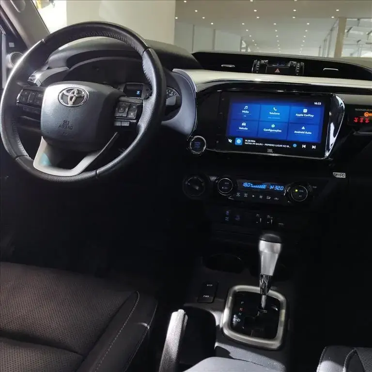 galeria HILUX