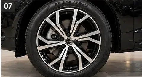 Volvo XC60 2.0 T8 RECHARGE ULTIMATE DARK AWD GEARTRONIC