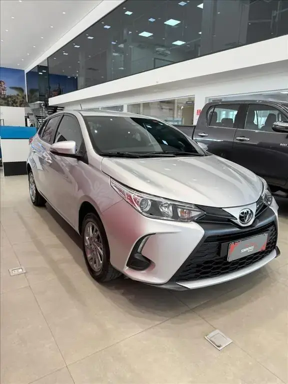 galeria YARIS