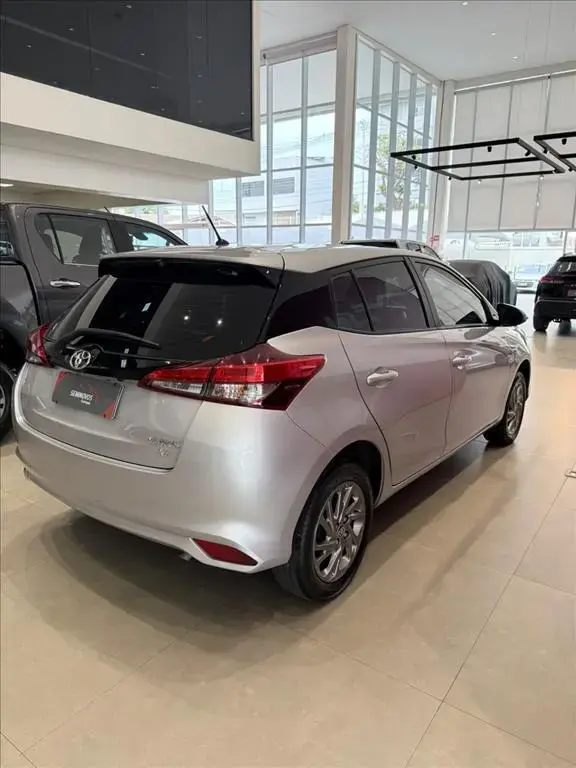 galeria YARIS