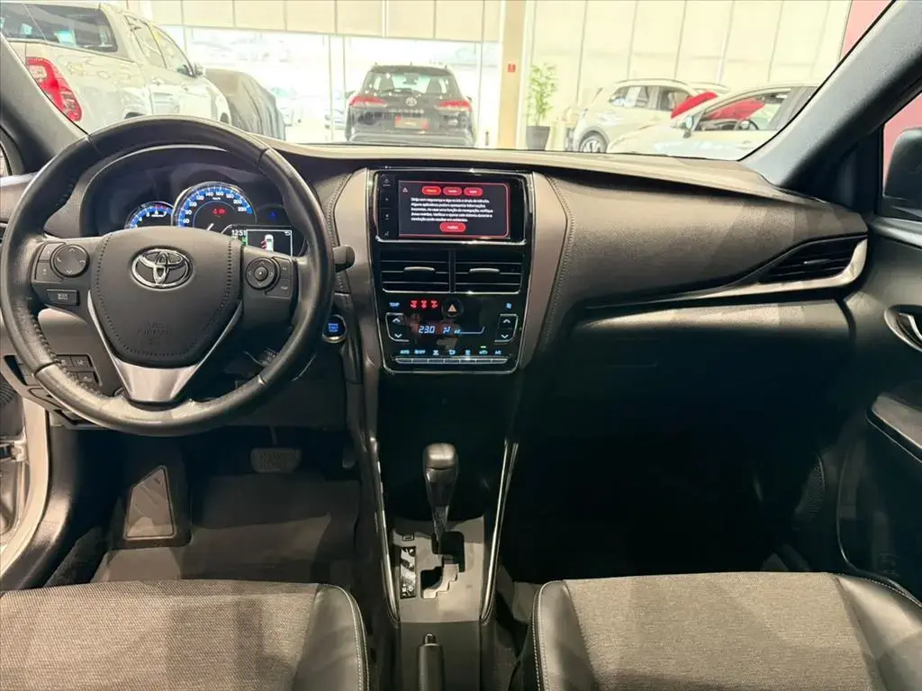 galeria YARIS