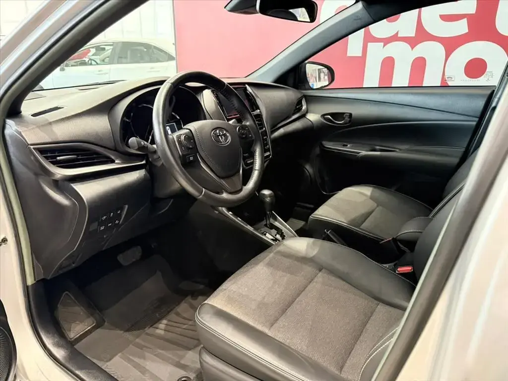 galeria YARIS