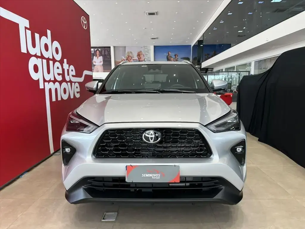 galeria YARIS CROSS