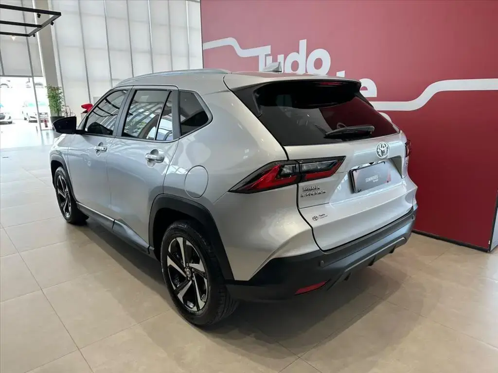 galeria YARIS CROSS