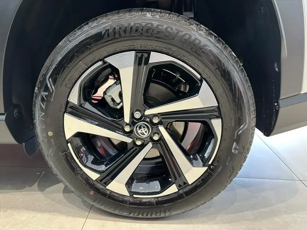 galeria YARIS CROSS