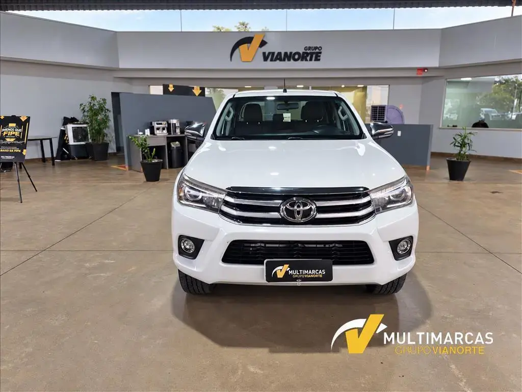 galeria HILUX