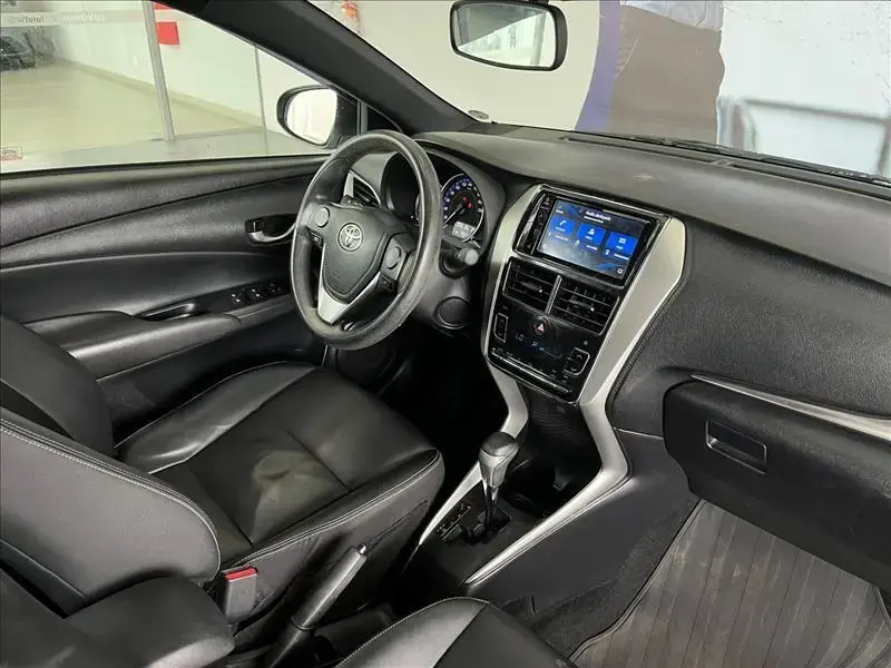 galeria YARIS