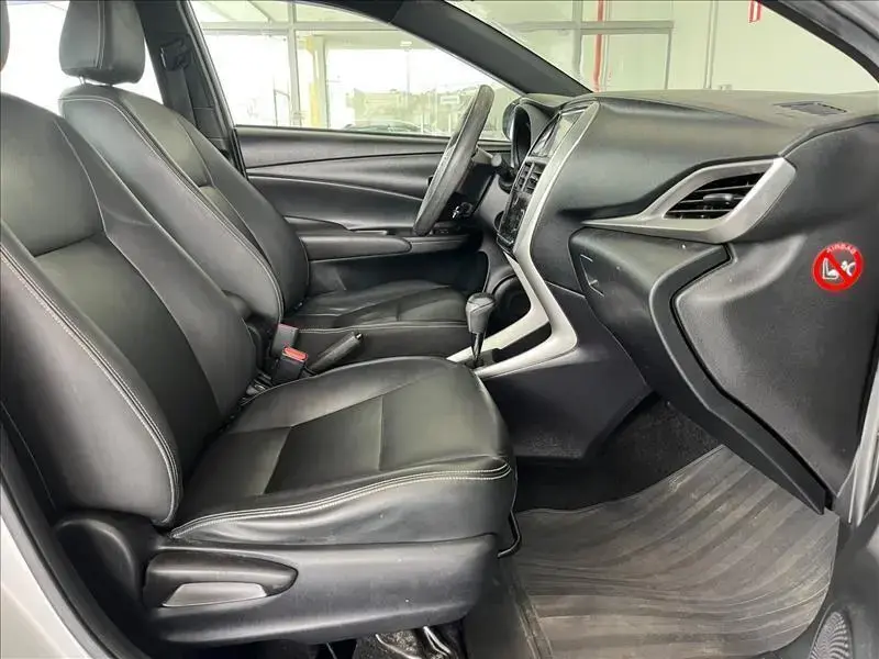 galeria YARIS