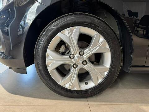 Chevrolet ONIX PLUS