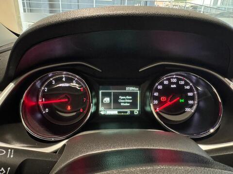 Chevrolet ONIX PLUS