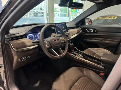 Jeep COMMANDER