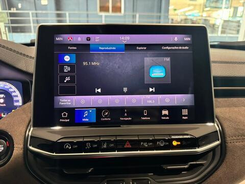 Jeep COMMANDER
