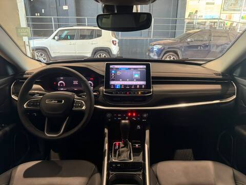 Jeep COMMANDER