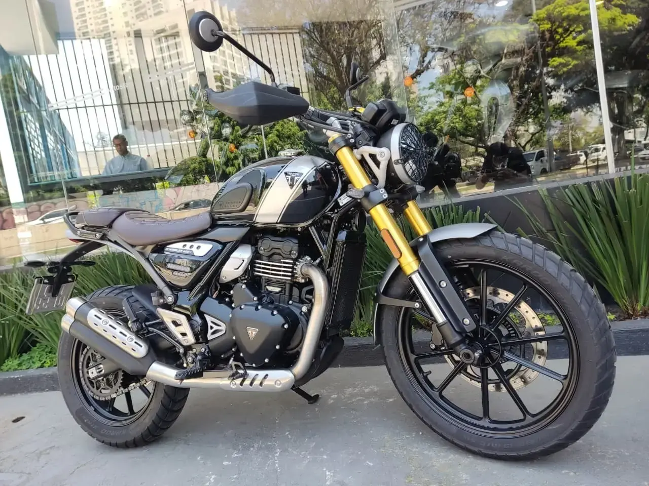 galeria Scrambler 400 X