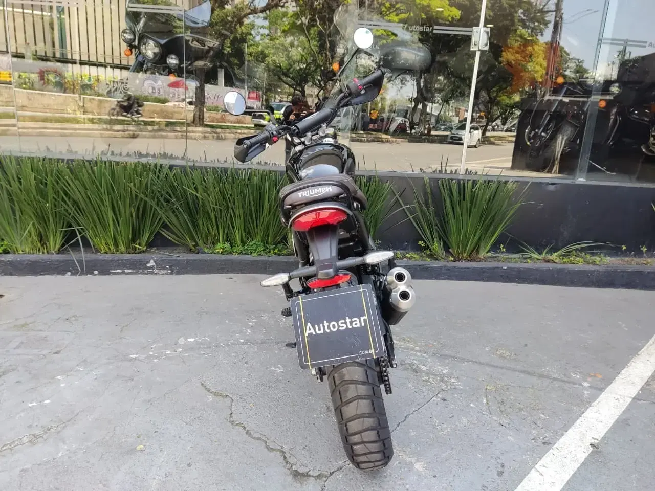 galeria Scrambler 400 X