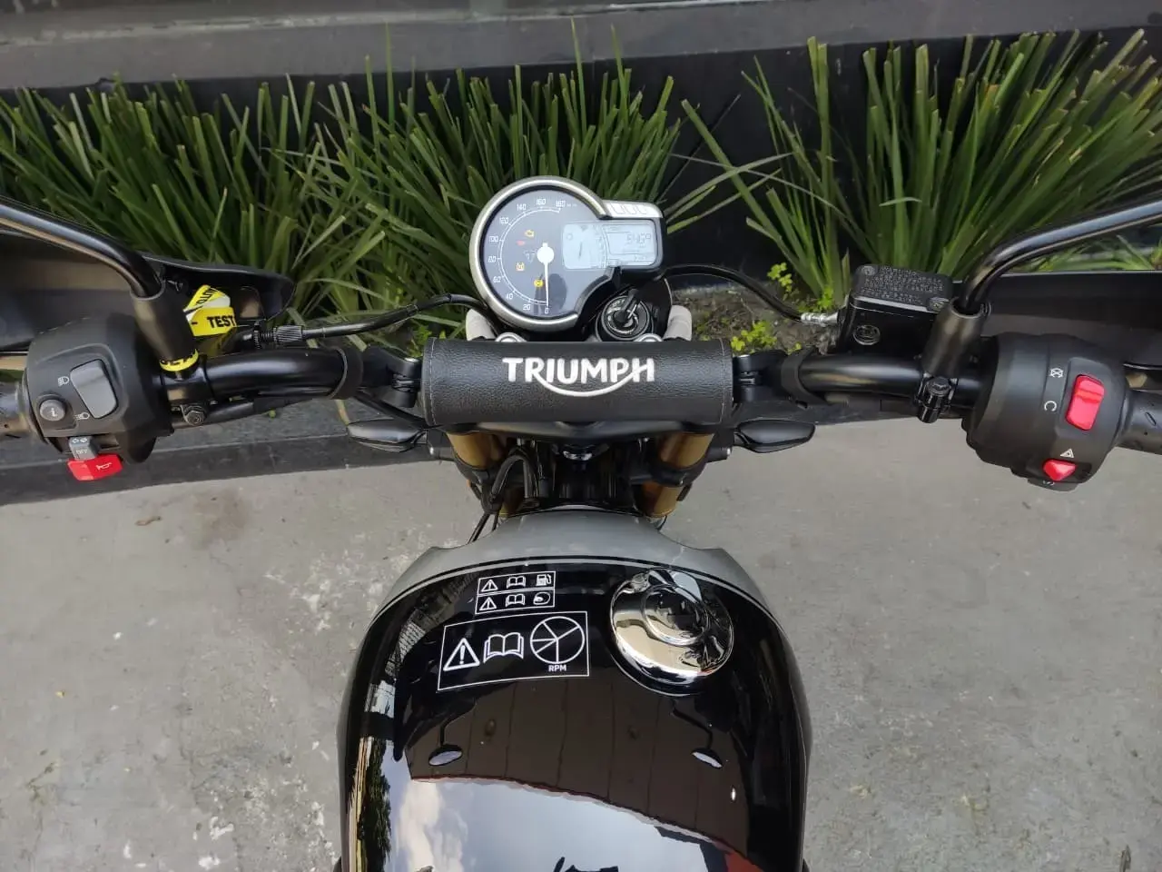 galeria Scrambler 400 X