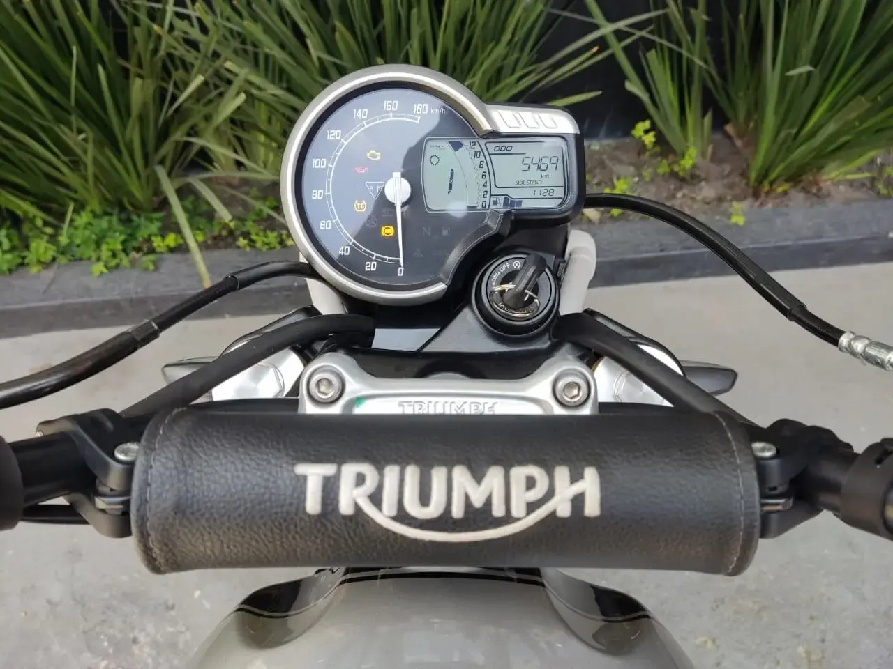 galeria Scrambler 400 X