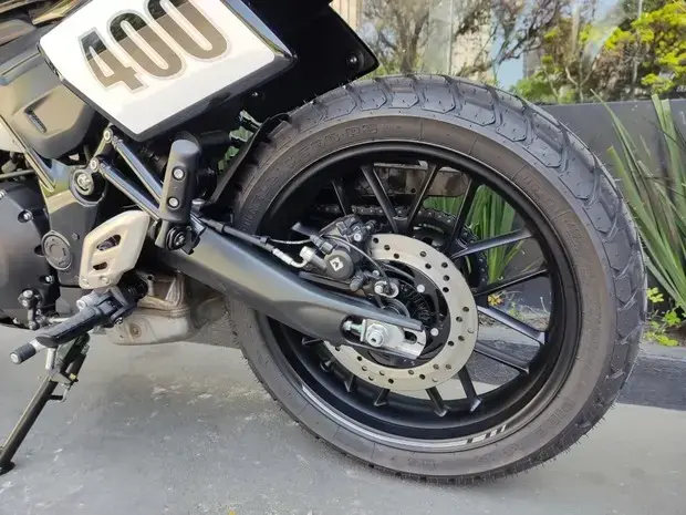 Triumph TRACKER 400