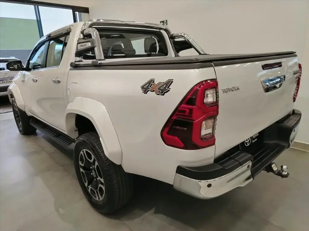 galeria HILUX