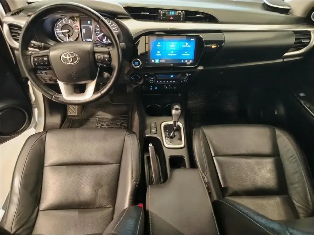 galeria HILUX