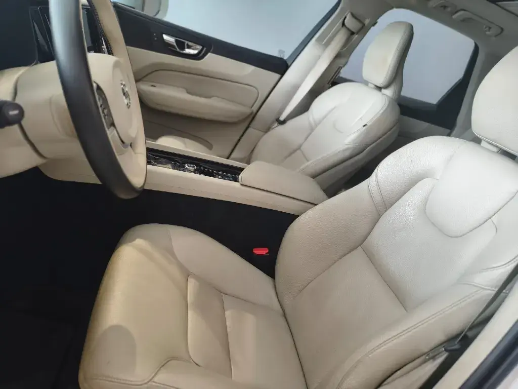 galeria XC60