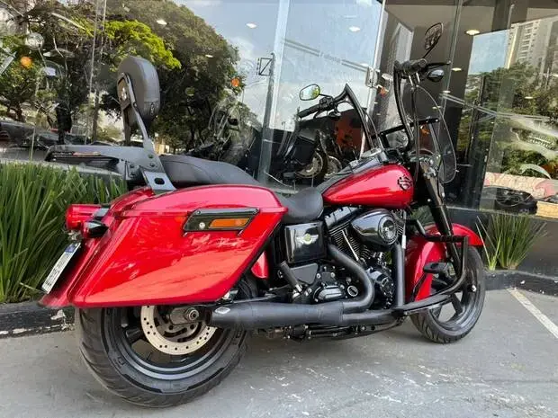 Harley Davidson Dyna Switchback