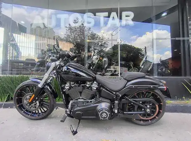 Harley Davidson Breakout FXBR